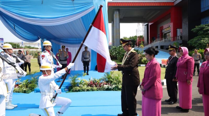Kapolda Sumsel Pimpin Wisuda Purnabakti 187 Personel, Tegaskan “Sekali Bhayangkara Tetap Bhayangkara” Kapolda Sumsel Pimpin Wisuda Purnabakti 187 Personel, Tegaskan “Sekali Bhayangkara Tetap Bhayangkara”